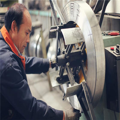 CrN Finishing Mahogany Grinding Carbide Band Saw Blade para el corte de madera