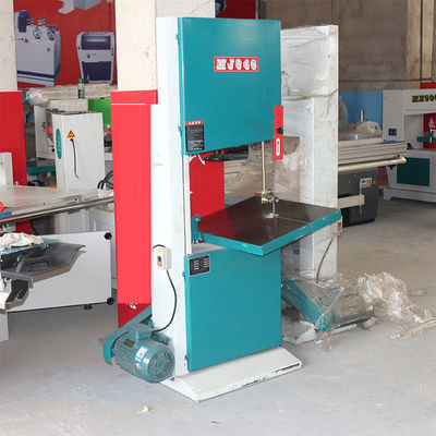 Máquina de trabajo de la madera Serra automática de mesa para cortar madera en la planta de procesamiento de madera